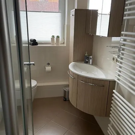 Apartment Modernes Business Fuer Geschaeftsreisende, Monteure, Handwerker Burgneudorf