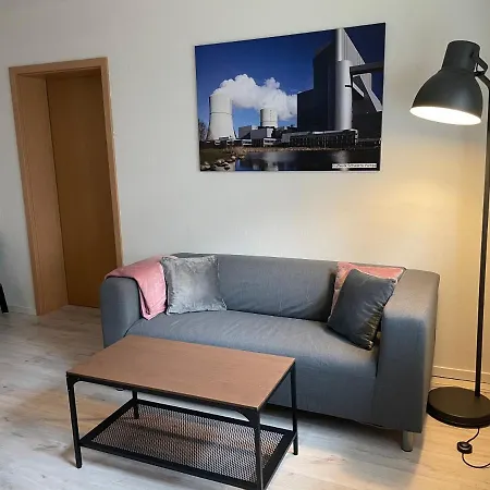 Modernes Business Fuer Geschaeftsreisende, Monteure, Handwerker Apartment